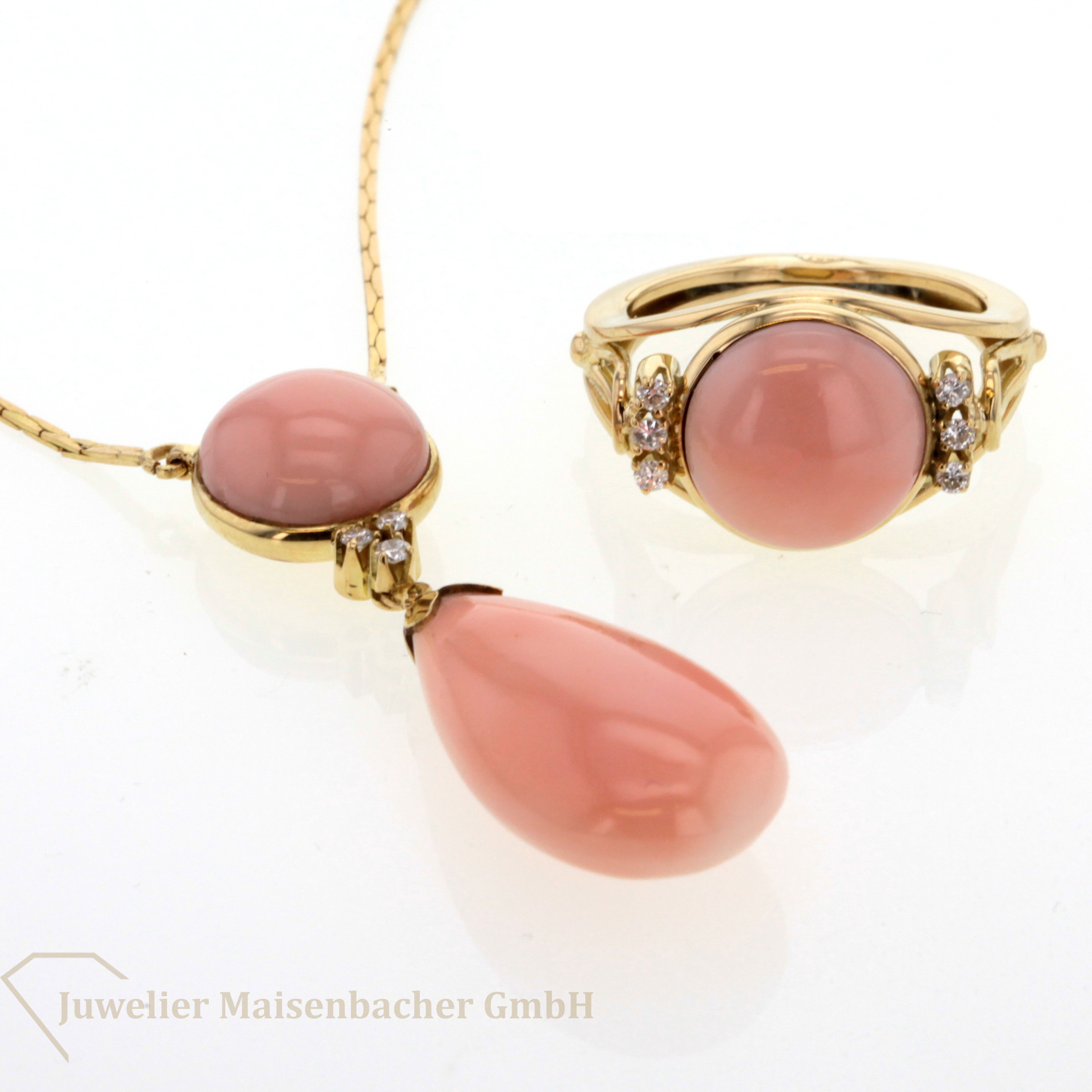 Schmuckset Collier und Ring mit Brillant und Koralle Gold