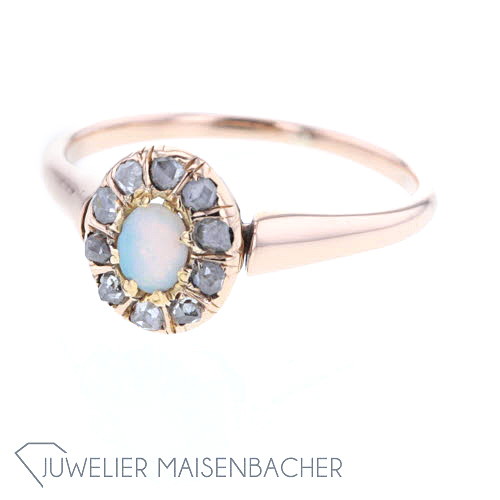 Antiker Entourage-Ring mit Opal und Diamanten Gold