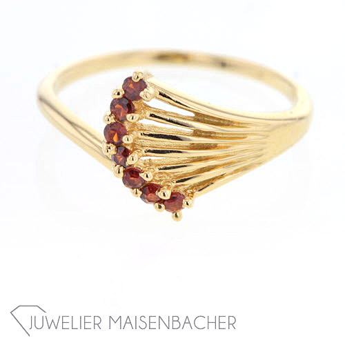 Eleganter Damen Ring Granat Ringgröße 57