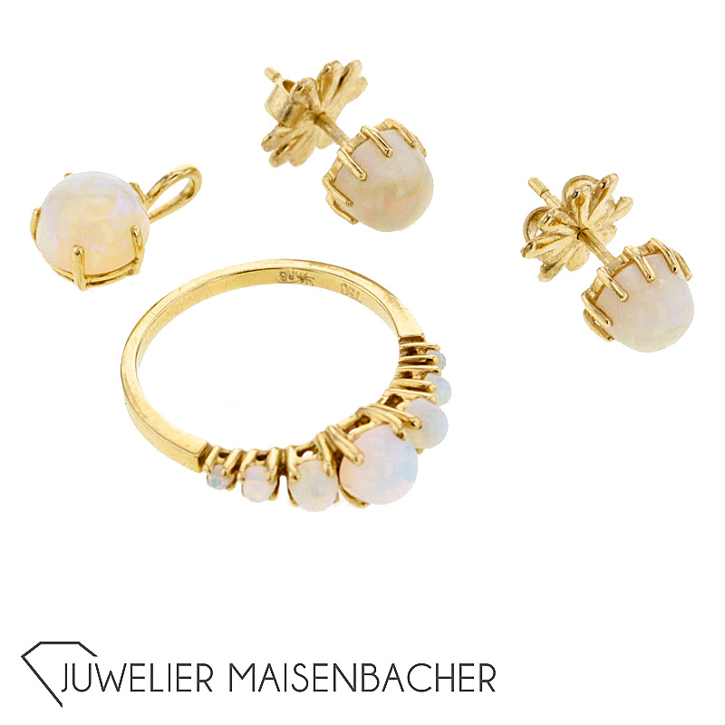 Opal Schmuckset Ring, Anhänger und Ohrstecker Gold