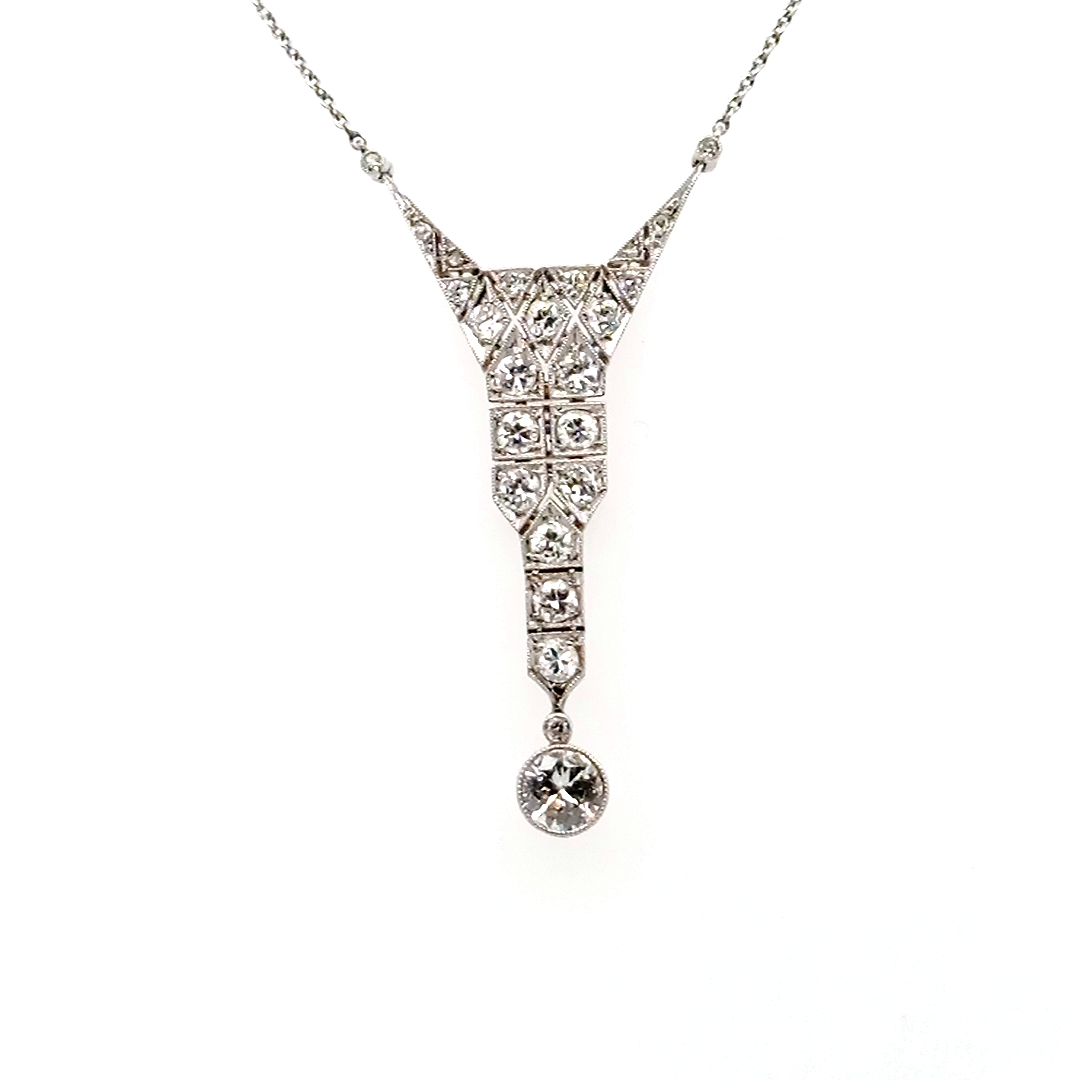 Art Deco Collier in Platin mit Diamanten und Brillanten