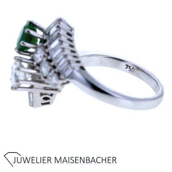 Traumhafter Ring mit Diamanten, Brillanten und Smaragd Gold – Bild 6