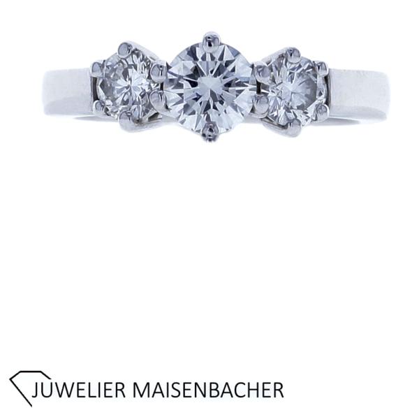 Exklusiver Ring mit 3 Brillanten insgesamt ca. 1,12 ct in Gold