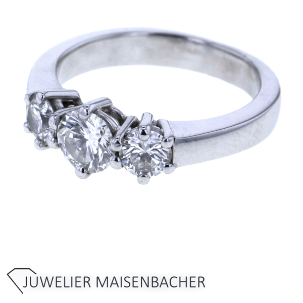 Exklusiver Ring mit 3 Brillanten insgesamt ca. 1,12 ct in Gold – Bild 3