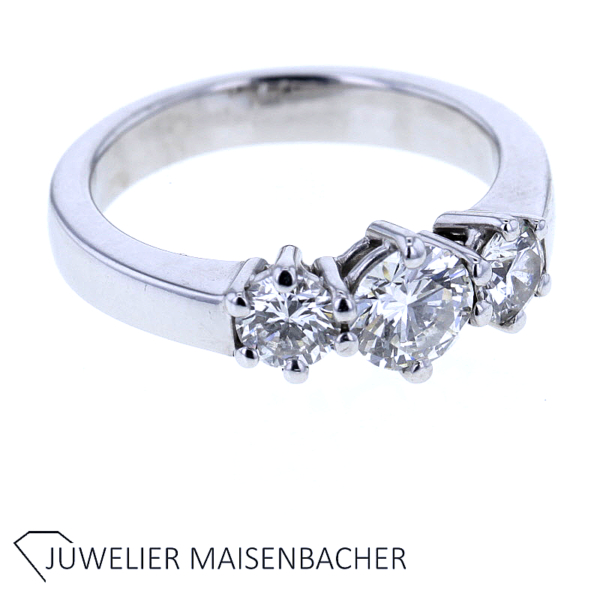 Exklusiver Ring mit 3 Brillanten insgesamt ca. 1,12 ct in Gold – Bild 2