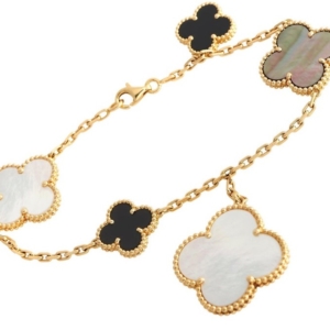 Van Cleefs & Arpels Armband mit Perlmutt und Onyx in 750er Gelbgold